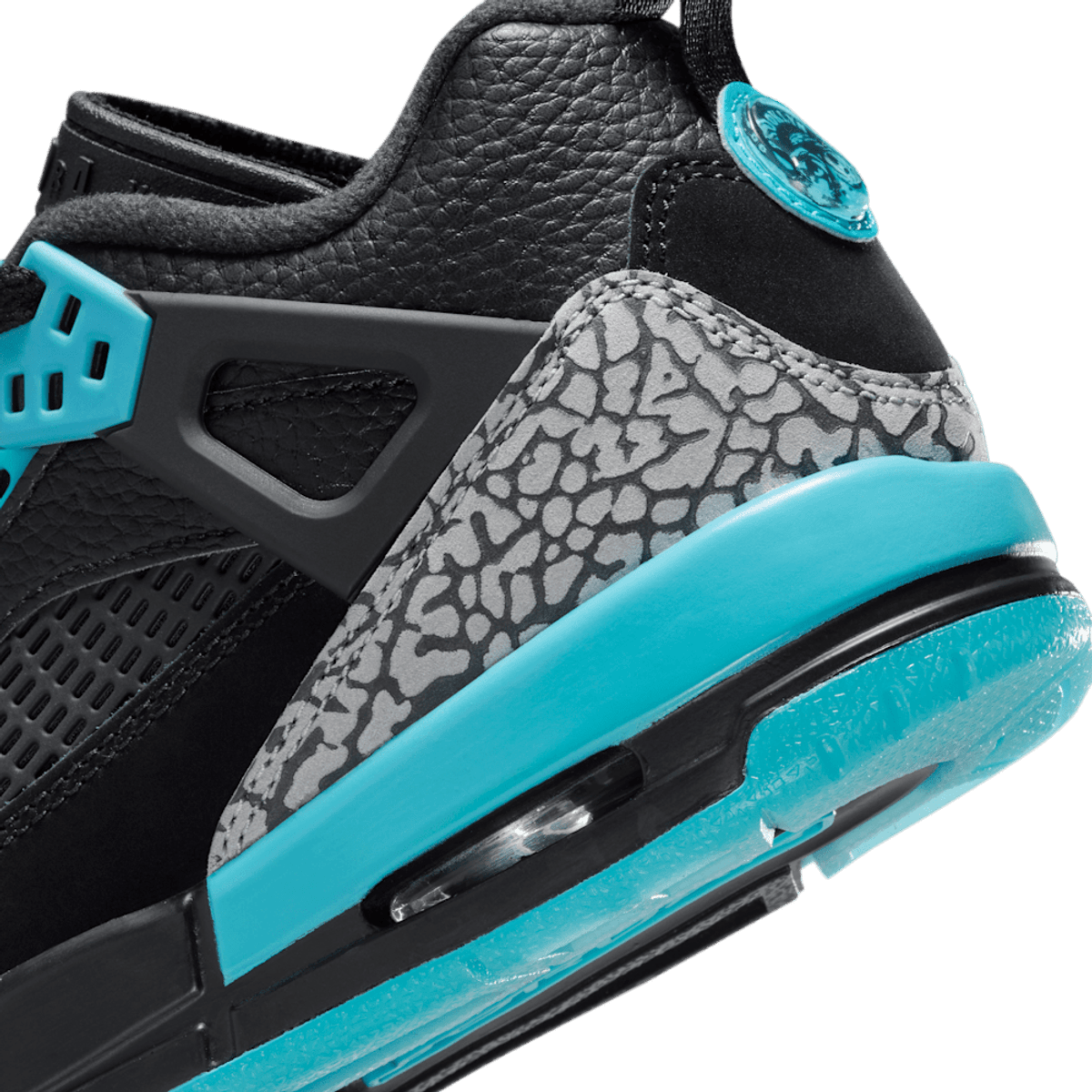 Jordan Spizike Low