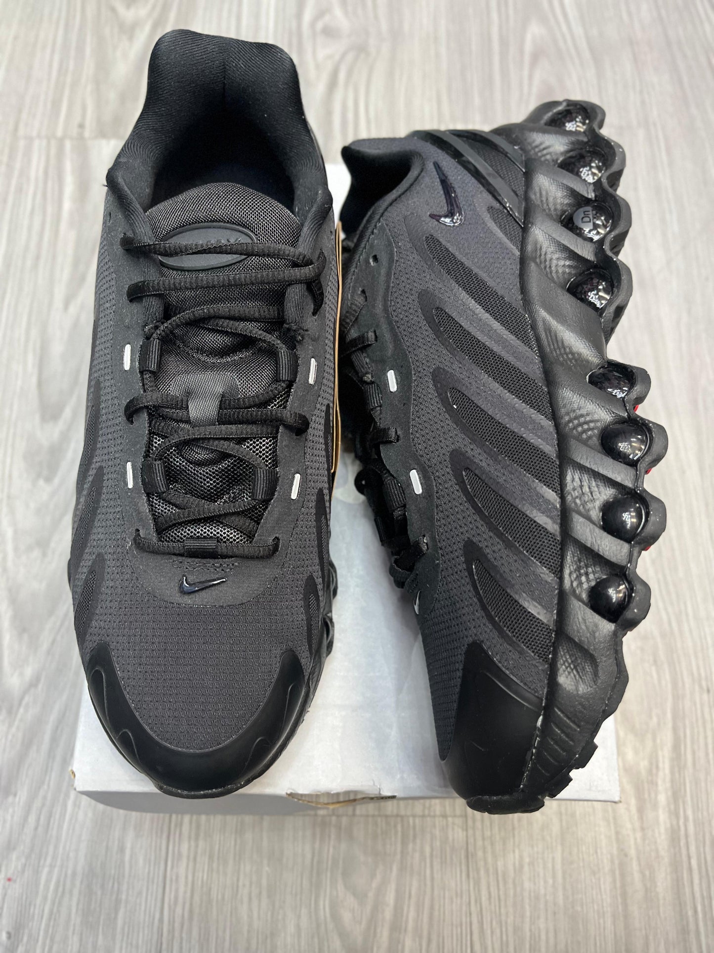 Air Max Dn8 black