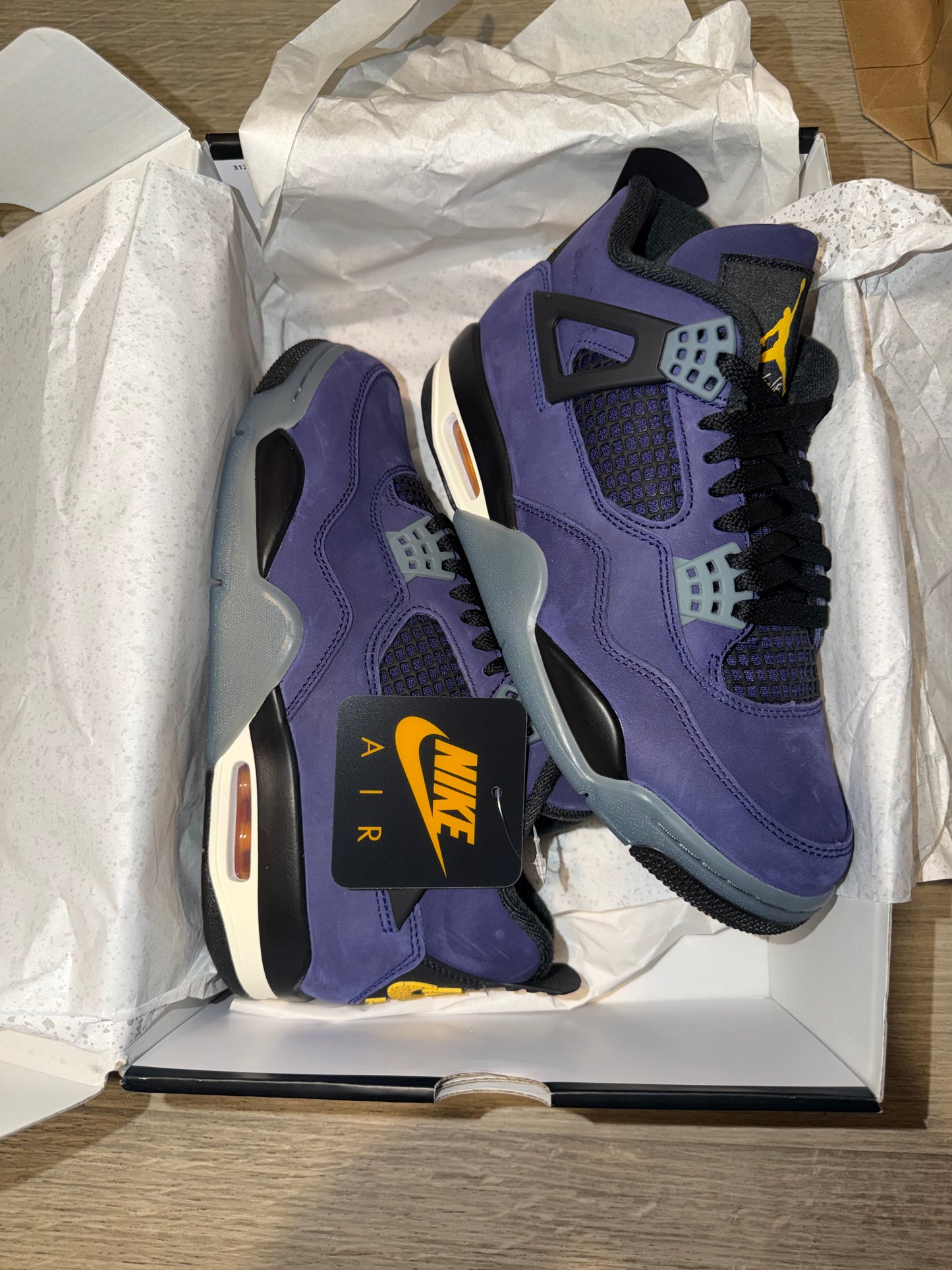 Jordan retro 4 lakers