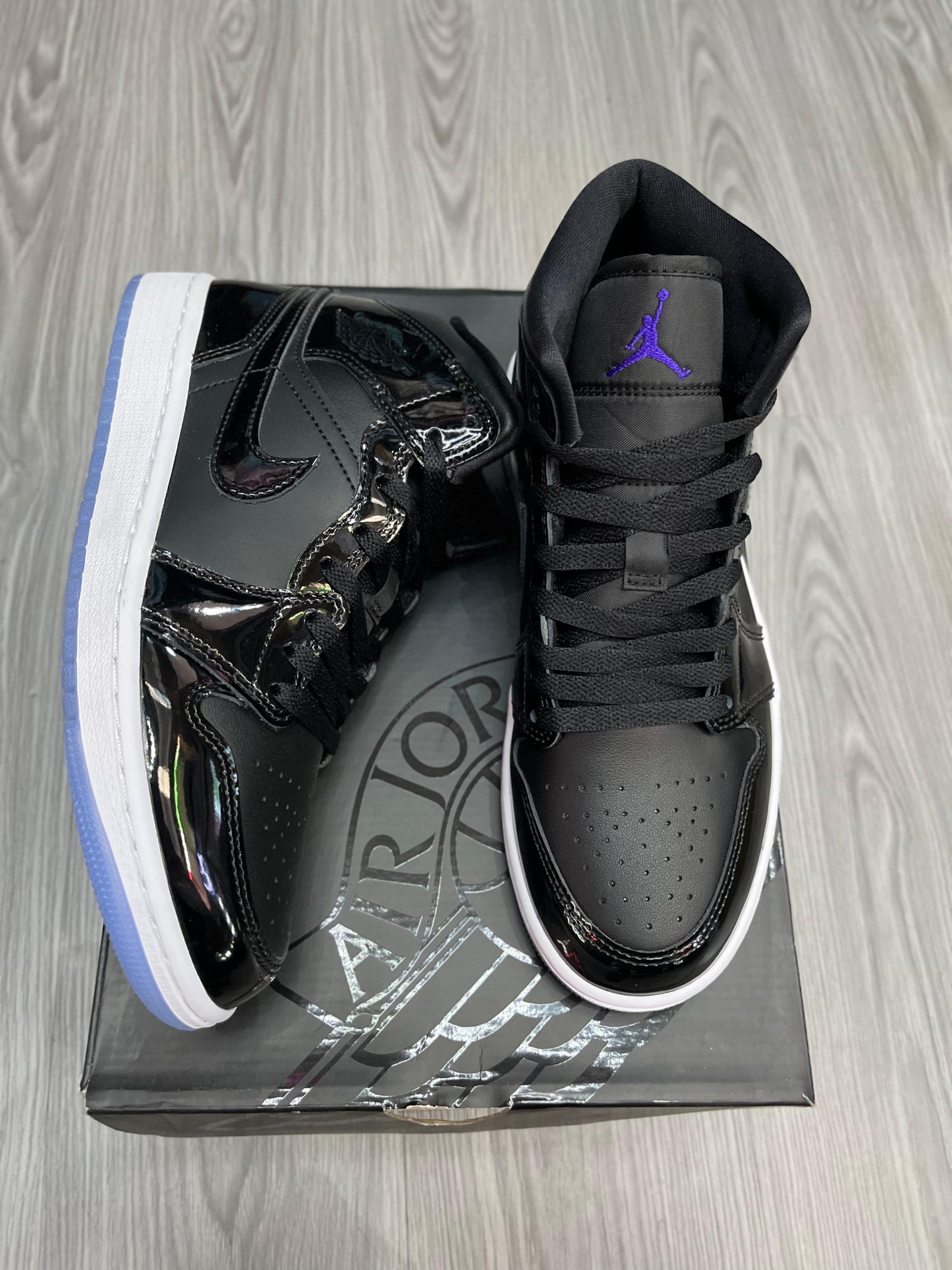 JORDAN 1 SPACE JAM